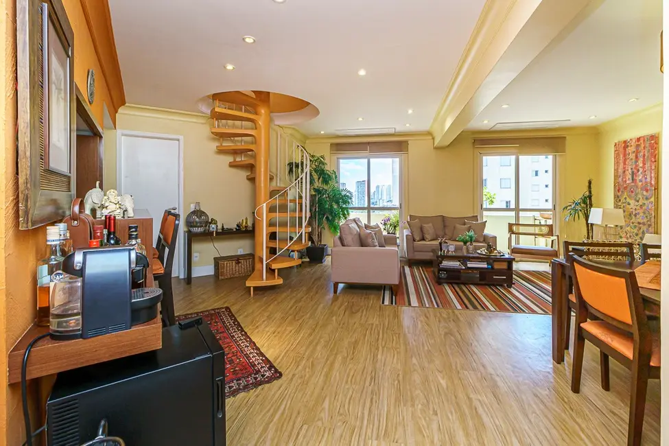 Foto 1 de Cobertura com 3 quartos à venda, 231m2 em Vila Paulista, São Paulo - SP