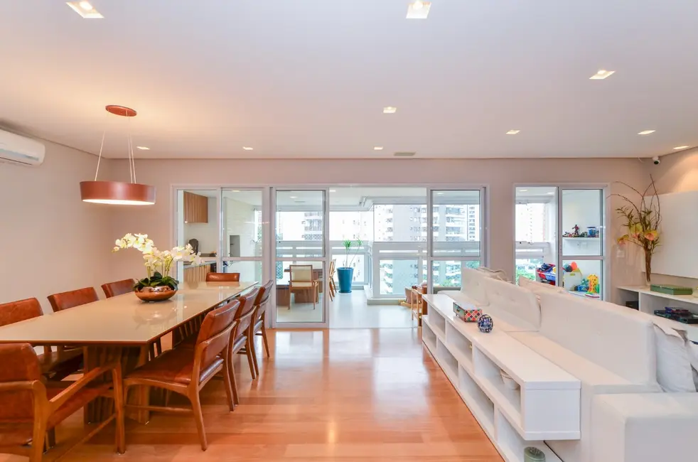 Apartamento com 3 quartos à venda, 155m2 em Campo Belo, São Paulo - SP - imagem 6 Foto 6 de Apartamento com 3 quartos à venda, 155m2 em Campo Belo, São Paulo - SP