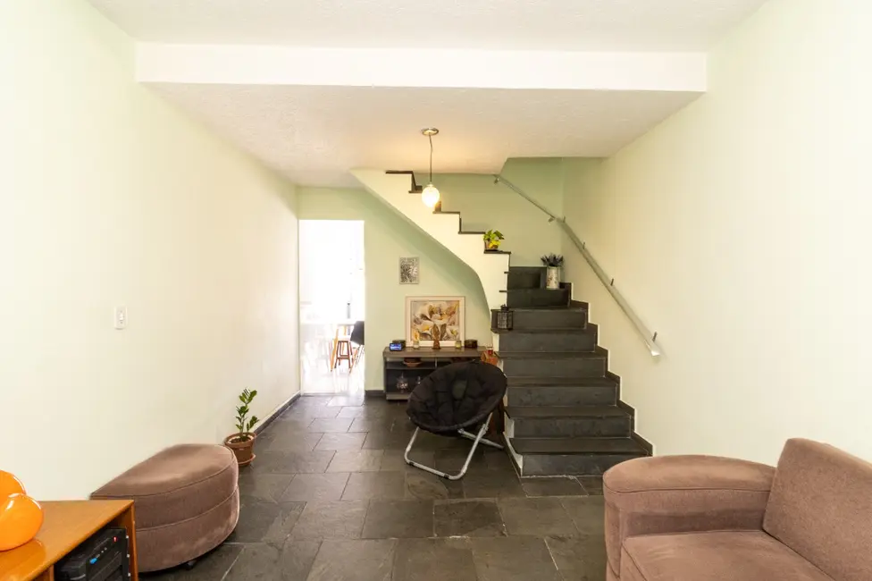 Foto 2 de Sobrado com 2 quartos à venda, 80m2 em Vila Yara, São Paulo - SP