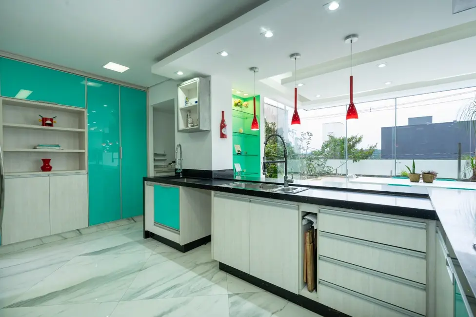 Foto 9 de Casa com 7 quartos à venda, 800m2 em Jardim Leonor, São Paulo - SP