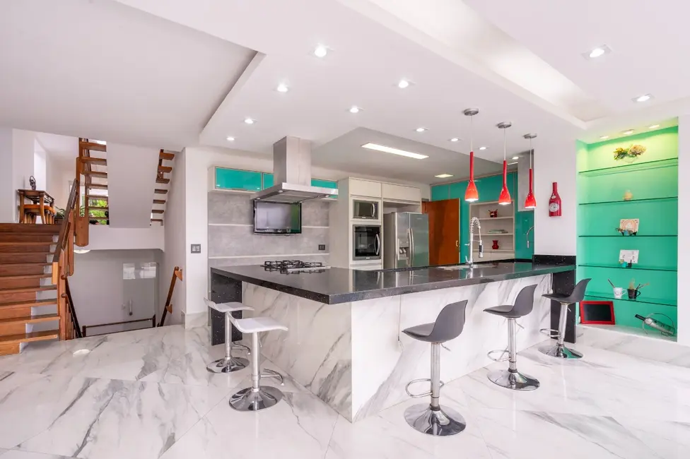 Foto 5 de Casa com 7 quartos à venda, 800m2 em Jardim Leonor, São Paulo - SP