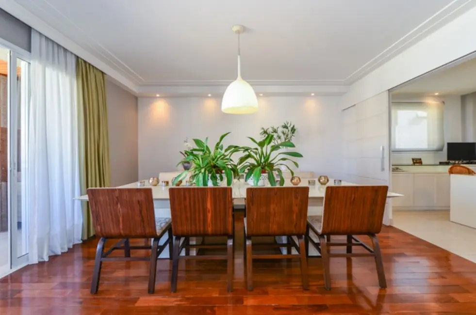 Apartamento com 3 quartos à venda, 202m2 em Moema, São Paulo - SP - imagem 6 Foto 6 de Apartamento com 3 quartos à venda, 202m2 em Moema, São Paulo - SP