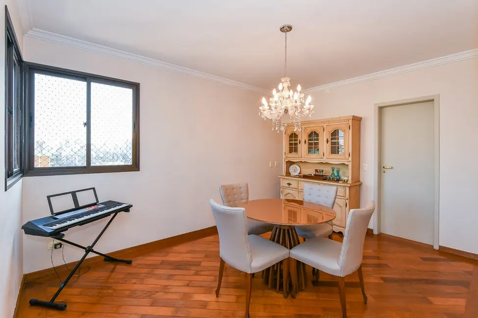 Apartamento com 4 quartos à venda, 200m2 em Moema, São Paulo - SP - imagem 4 Foto 4 de Apartamento com 4 quartos à venda, 200m2 em Moema, São Paulo - SP