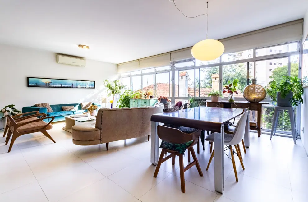 Apartamento com 3 quartos à venda, 230m2 em Higienópolis, São Paulo - SP - imagem 3 Foto 3 de Apartamento com 3 quartos à venda, 230m2 em Higienópolis, São Paulo - SP