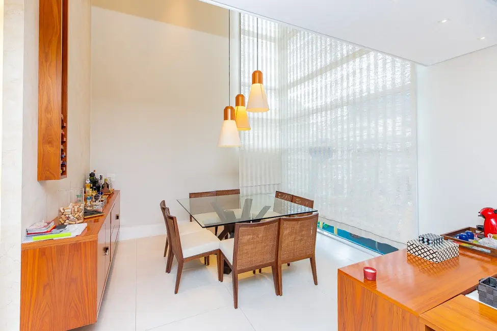 Apartamento com 3 quartos à venda, 240m2 em Vila Mariana, São Paulo - SP - imagem 6 Foto 6 de Apartamento com 3 quartos à venda, 240m2 em Vila Mariana, São Paulo - SP