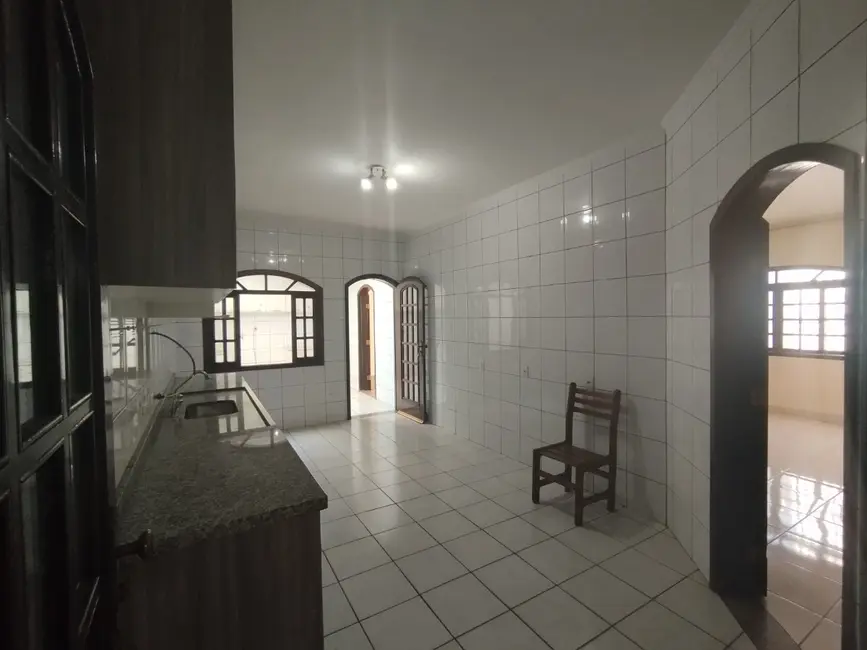 Foto 9 de Casa com 3 quartos à venda, 197m2 em Vila Curuçá, São Paulo - SP