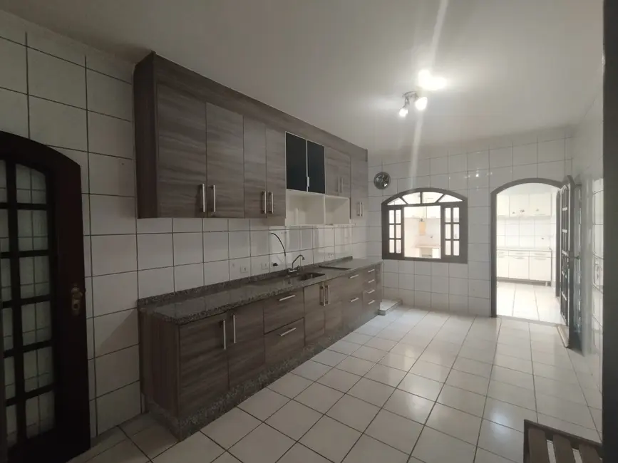 Foto 8 de Casa com 3 quartos à venda, 197m2 em Vila Curuçá, São Paulo - SP
