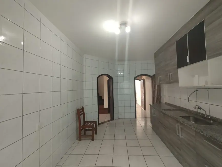 Foto 6 de Casa com 3 quartos à venda, 197m2 em Vila Curuçá, São Paulo - SP