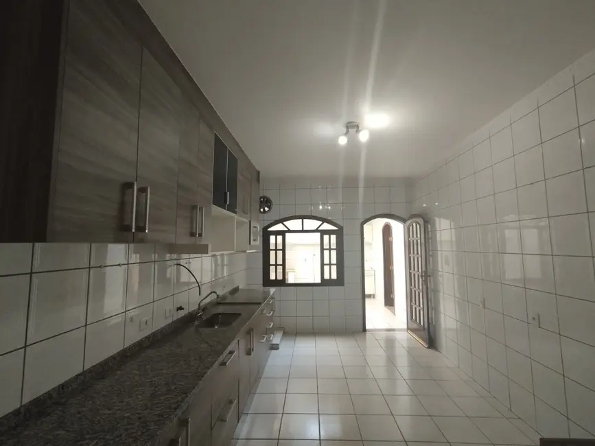 Foto 7 de Casa com 3 quartos à venda, 197m2 em Vila Curuçá, São Paulo - SP