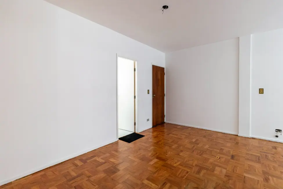 Foto 3 de Apartamento com 2 quartos à venda, 76m2 em Vila Nova Conceição, São Paulo - SP