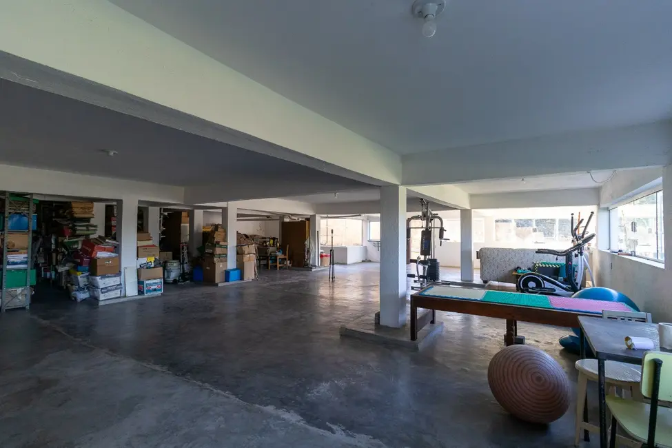 Foto 4 de Casa com 6 quartos à venda, 450m2 em Guarapiranga, São Paulo - SP