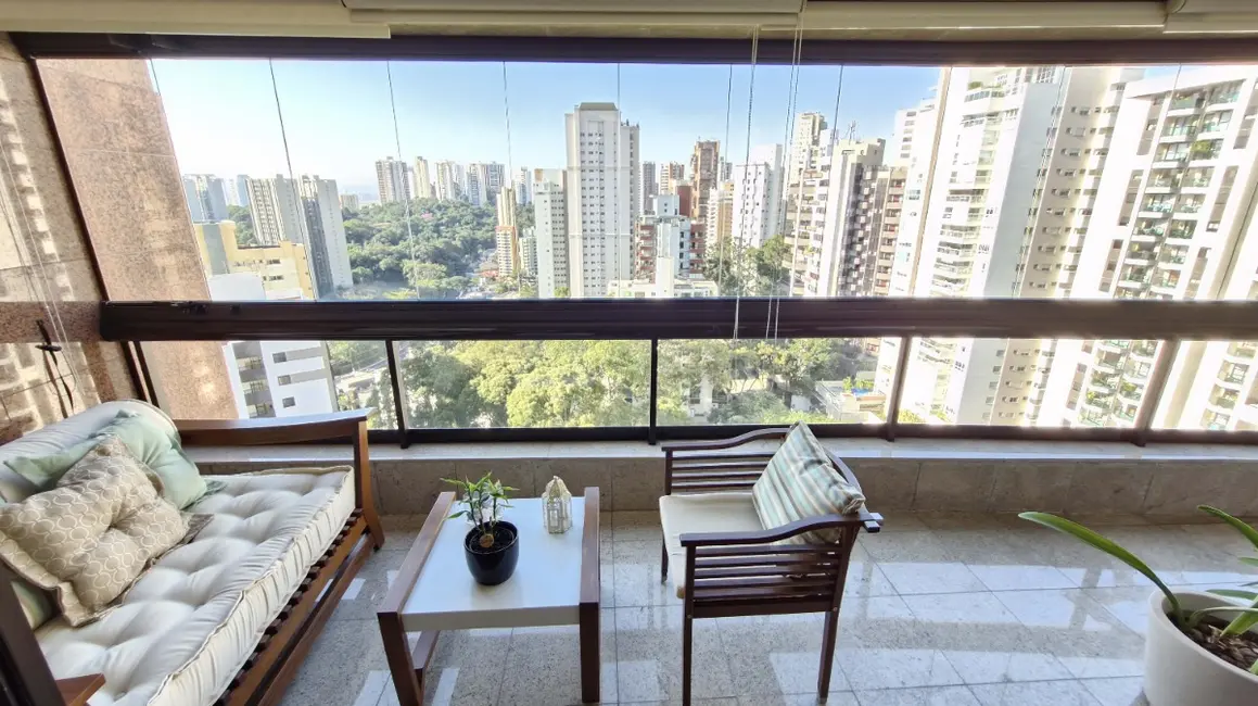 Apartamento com 4 quartos à venda, 226m2 em Vila Suzana, São Paulo - SP - imagem 9 Foto 9 de Apartamento com 4 quartos à venda, 226m2 em Vila Suzana, São Paulo - SP