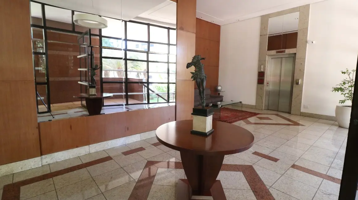 Apartamento com 4 quartos à venda, 226m2 em Vila Suzana, São Paulo - SP - imagem 4 Foto 4 de Apartamento com 4 quartos à venda, 226m2 em Vila Suzana, São Paulo - SP