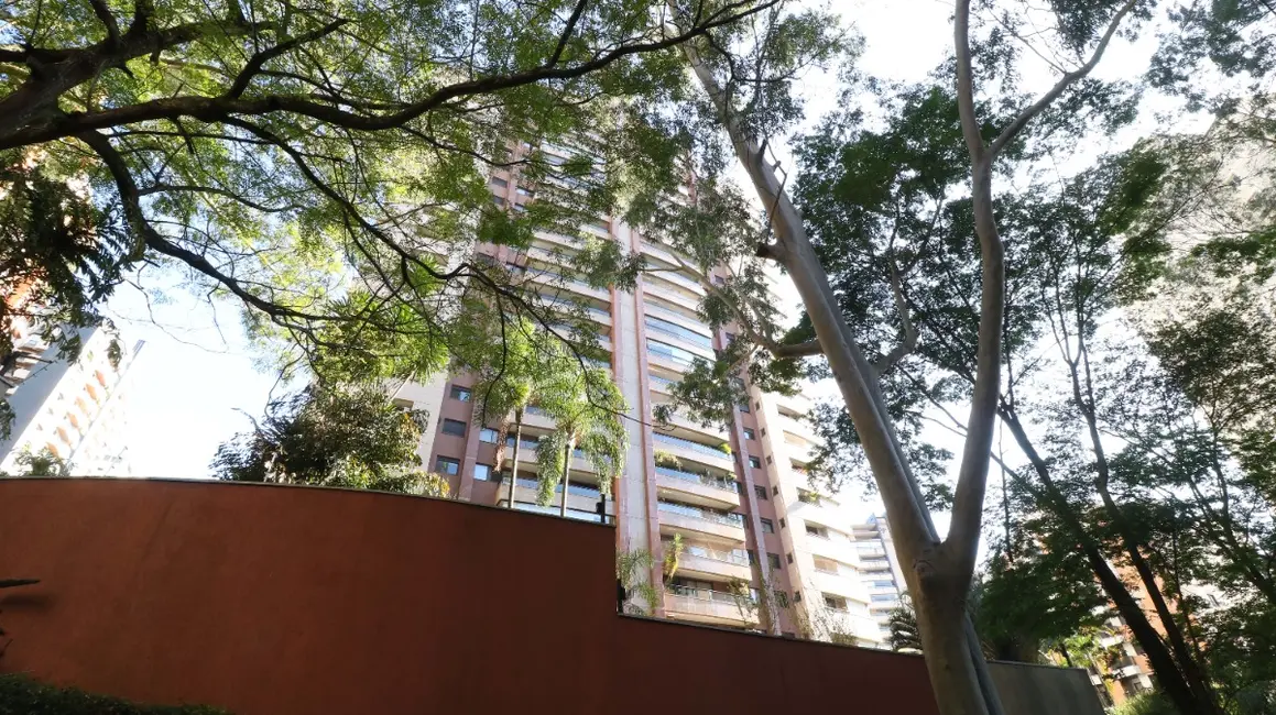 Apartamento com 4 quartos à venda, 226m2 em Vila Suzana, São Paulo - SP - imagem 2 Foto 2 de Apartamento com 4 quartos à venda, 226m2 em Vila Suzana, São Paulo - SP