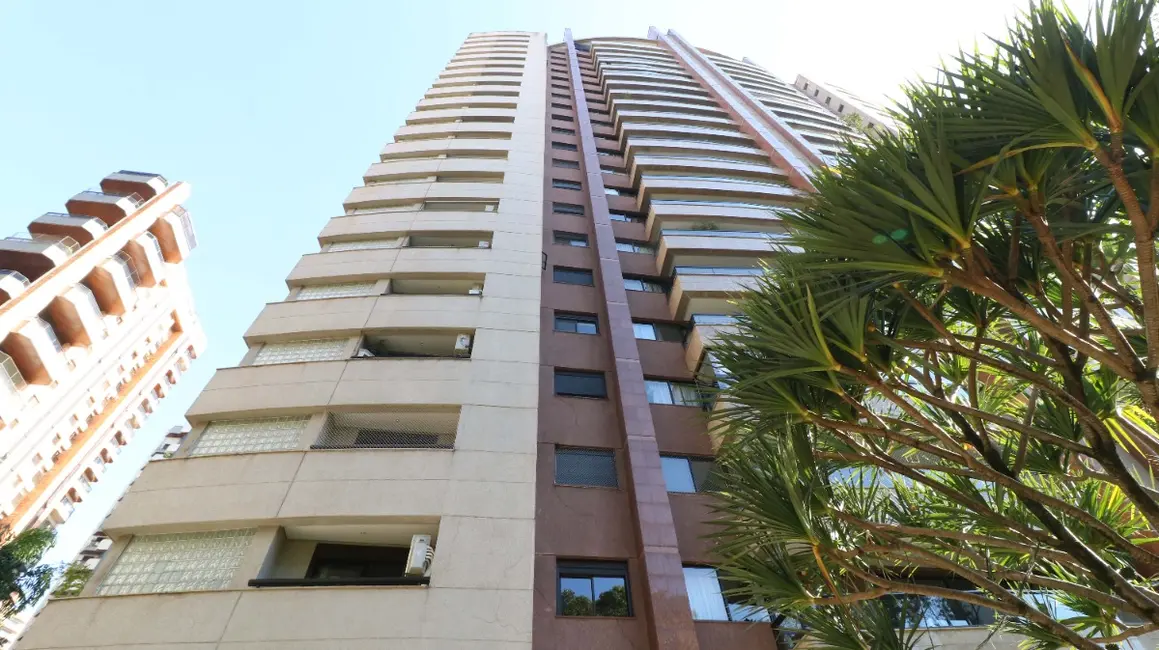 Apartamento com 4 quartos à venda, 226m2 em Vila Suzana, São Paulo - SP - imagem 3 Foto 3 de Apartamento com 4 quartos à venda, 226m2 em Vila Suzana, São Paulo - SP