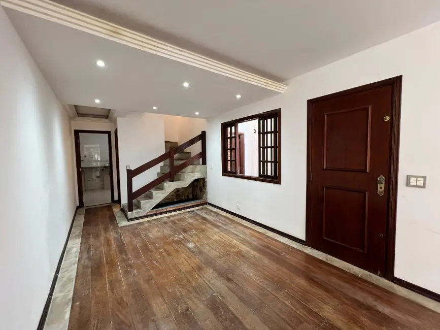 Sobrado com 2 quartos à venda, 116m2 em Jardim Bonfiglioli, São Paulo - SP - imagem 3 Foto 3 de Sobrado com 2 quartos à venda, 116m2 em Jardim Bonfiglioli, São Paulo - SP