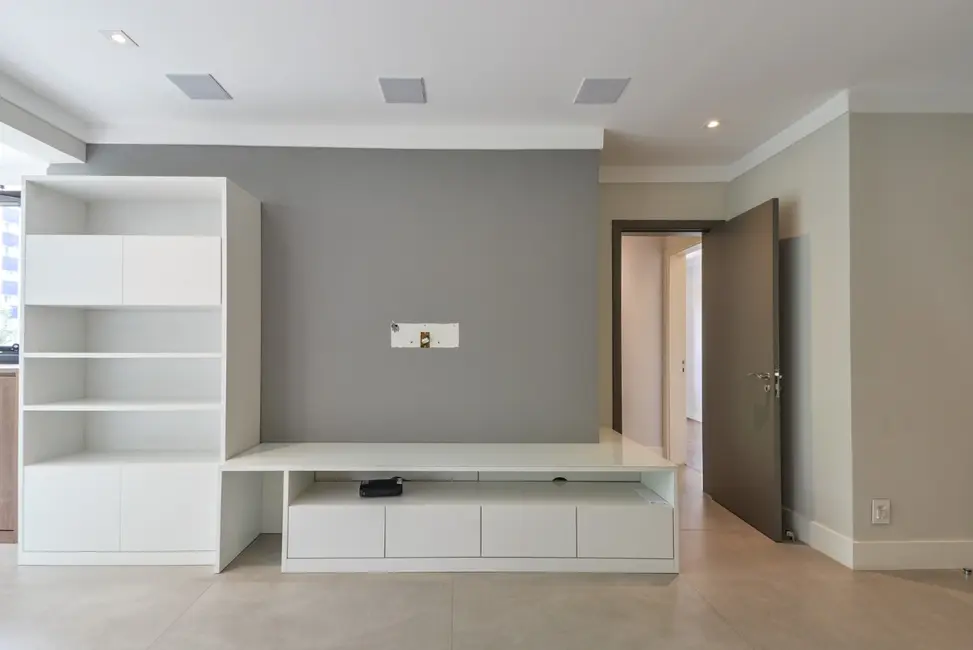 Foto 4 de Apartamento com 2 quartos à venda, 90m2 em Sumaré, São Paulo - SP