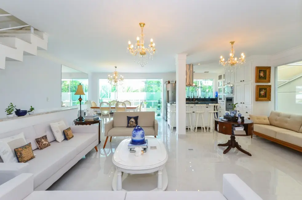 Foto 1 de Casa de Condomínio com 4 quartos à venda, 270m2 em São Paulo - SP