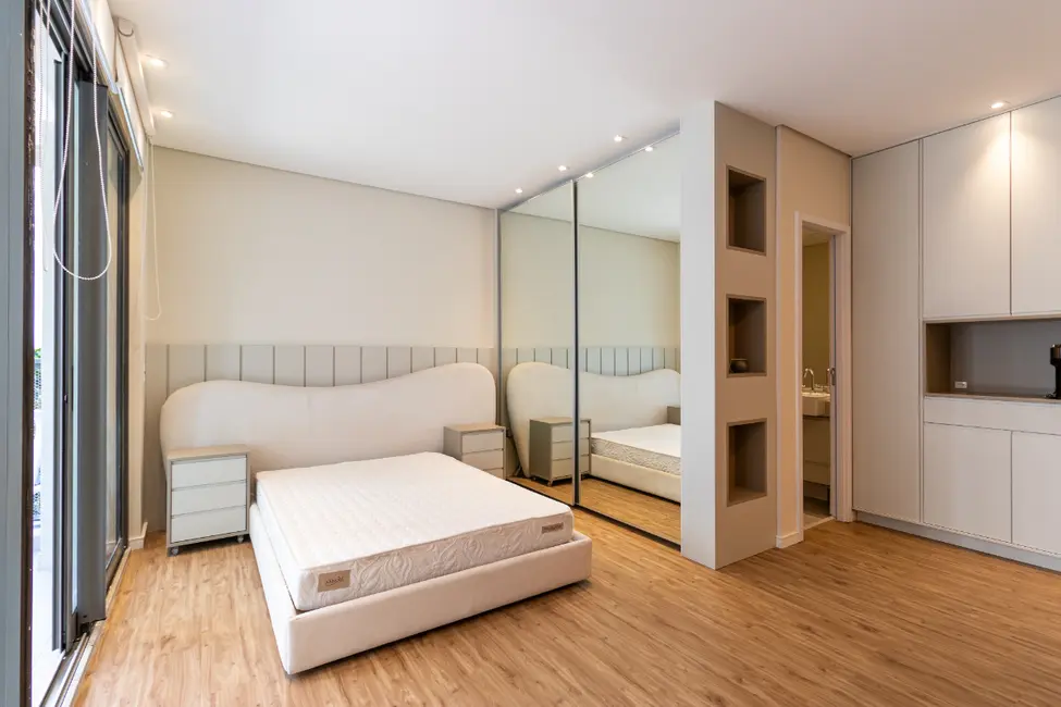 Apartamento com 1 quarto à venda, 69m2 em Moema, São Paulo - SP - imagem 4 Foto 4 de Apartamento com 1 quarto à venda, 69m2 em Moema, São Paulo - SP