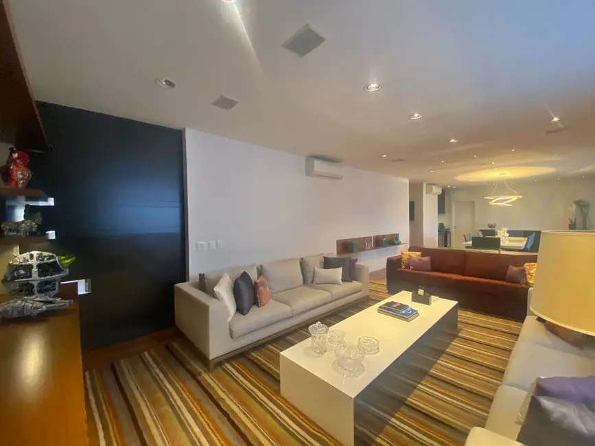 Apartamento com 4 quartos à venda, 281m2 em Vila Andrade, São Paulo - SP - imagem 9 Foto 9 de Apartamento com 4 quartos à venda, 281m2 em Vila Andrade, São Paulo - SP