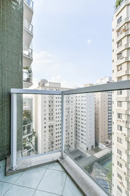 Foto 6 de Apartamento com 3 quartos à venda, 214m2 em Itaim Bibi, São Paulo - SP