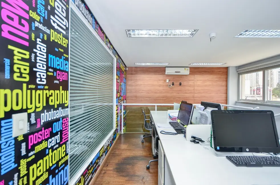 Sala Comercial à venda, 140m2 em Vila Andrade, São Paulo - SP - imagem 4 Foto 4 de Sala Comercial à venda, 140m2 em Vila Andrade, São Paulo - SP