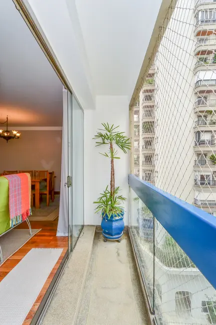 Apartamento com 3 quartos à venda, 198m2 em Santa Cecília, São Paulo - SP - imagem 8 Foto 8 de Apartamento com 3 quartos à venda, 198m2 em Santa Cecília, São Paulo - SP