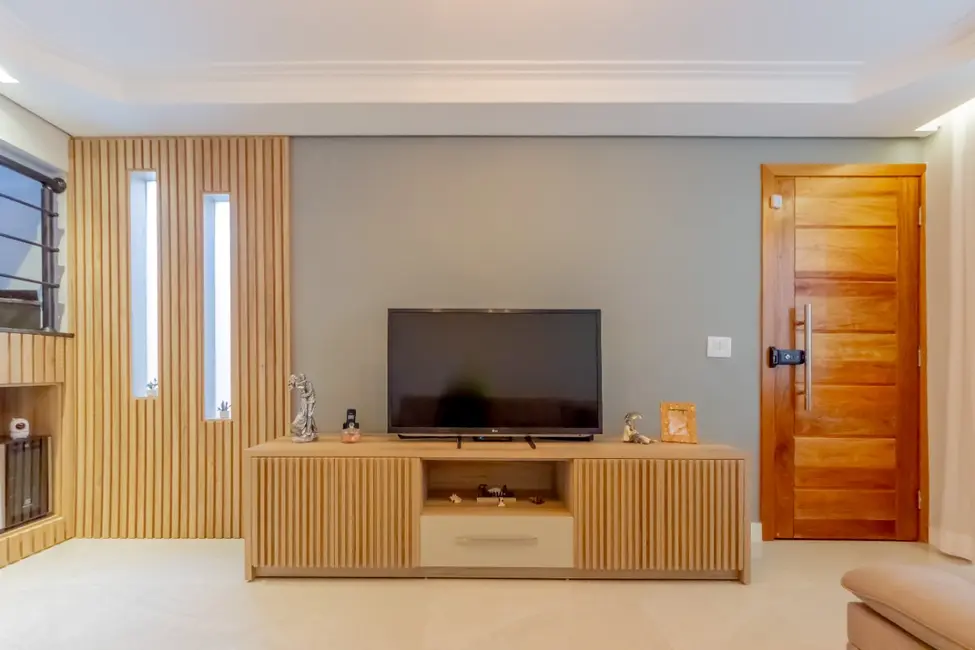 Casa de Vila com 3 quartos à venda, 150m2 em Vila Nova Manchester, São Paulo - SP - imagem 3 Foto 3 de Casa de Vila com 3 quartos à venda, 150m2 em Vila Nova Manchester, São Paulo - SP