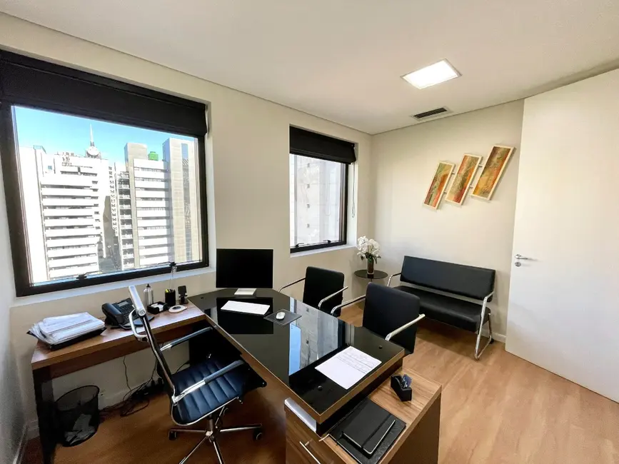 Sala Comercial à venda, 52m2 em Cidade Monções, São Paulo - SP - imagem 2 Foto 2 de Sala Comercial à venda, 52m2 em Cidade Monções, São Paulo - SP