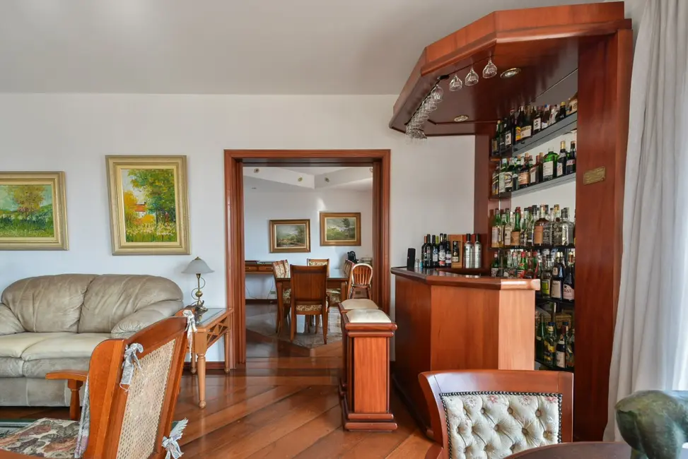 Foto 8 de Apartamento com 4 quartos à venda, 246m2 em Pinheiros, São Paulo - SP