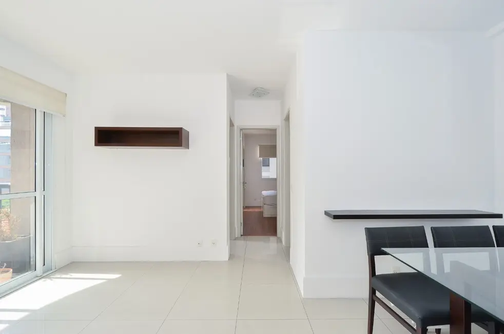 Foto 2 de Apartamento com 2 quartos à venda, 65m2 em Vila Olímpia, São Paulo - SP