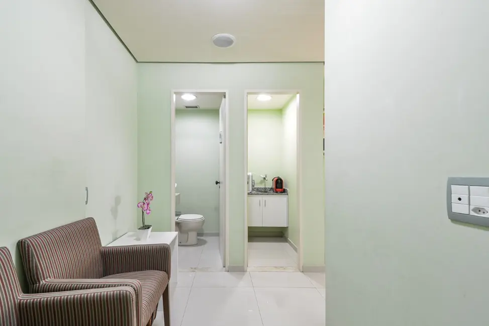 Sala Comercial à venda, 40m2 em Vila Mariana, São Paulo - SP - imagem 8 Foto 8 de Sala Comercial à venda, 40m2 em Vila Mariana, São Paulo - SP