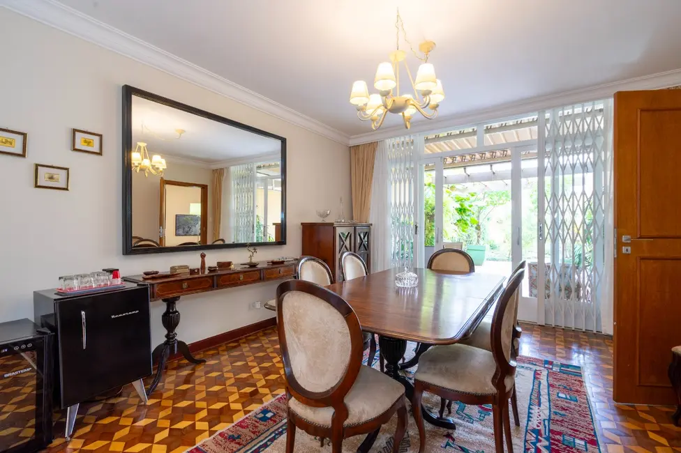 Foto 8 de Casa com 4 quartos à venda, 375m2 em Moema, São Paulo - SP