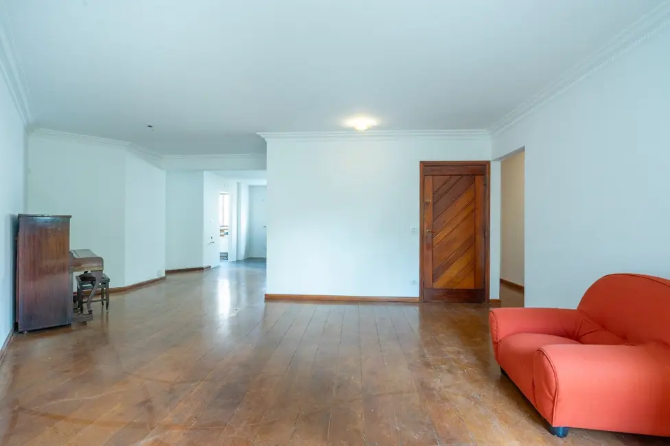 Apartamento com 3 quartos à venda, 118m2 em Aclimação, São Paulo - SP - imagem 4 Foto 4 de Apartamento com 3 quartos à venda, 118m2 em Aclimação, São Paulo - SP