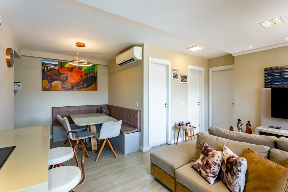 Foto 2 de Apartamento com 2 quartos à venda, 65m2 em Vila Santa Catarina, São Paulo - SP