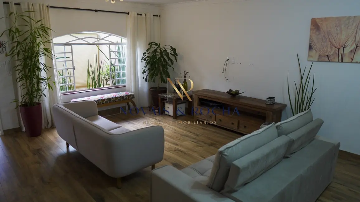 Foto 1 de Sobrado com 3 quartos à venda, 211m2 em Vila Invernada, São Paulo - SP