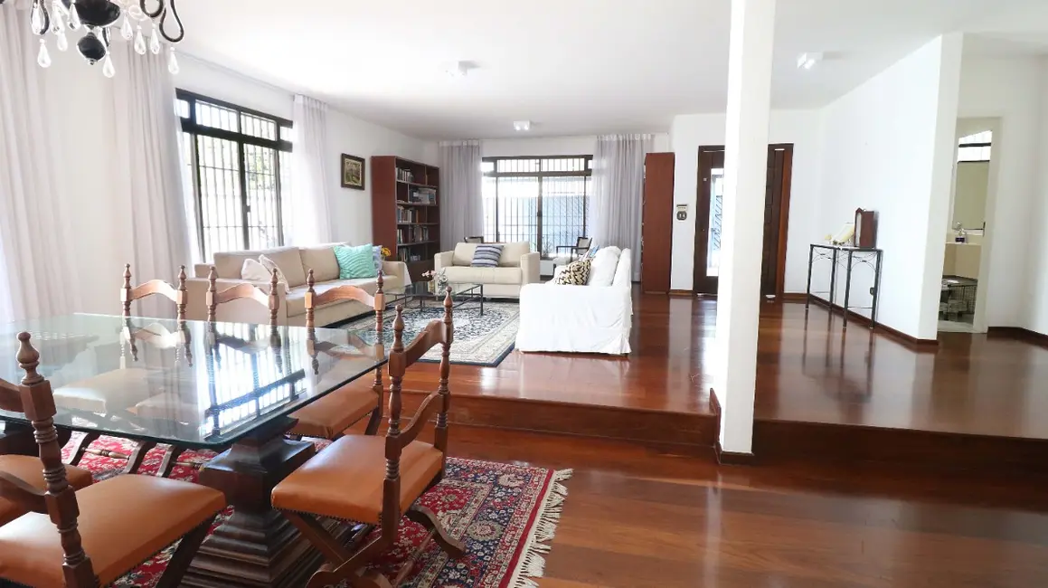 Sobrado com 4 quartos à venda, 364m2 em Butantã, São Paulo - SP - imagem 6 Foto 6 de Sobrado com 4 quartos à venda, 364m2 em Butantã, São Paulo - SP