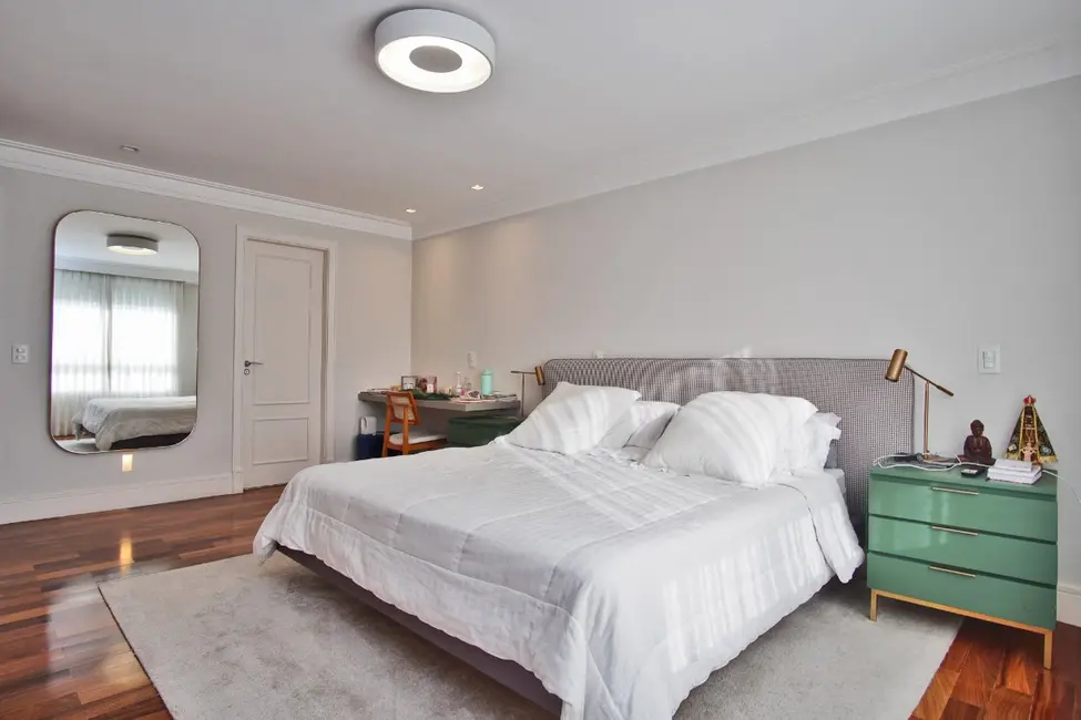 Apartamento com 3 quartos à venda, 222m2 em Vila Mariana, São Paulo - SP - imagem 9 Foto 9 de Apartamento com 3 quartos à venda, 222m2 em Vila Mariana, São Paulo - SP
