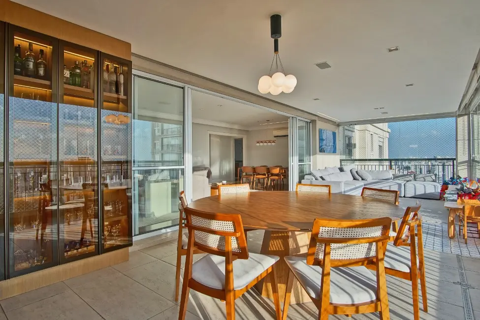 Apartamento com 3 quartos à venda, 222m2 em Vila Mariana, São Paulo - SP - imagem 4 Foto 4 de Apartamento com 3 quartos à venda, 222m2 em Vila Mariana, São Paulo - SP