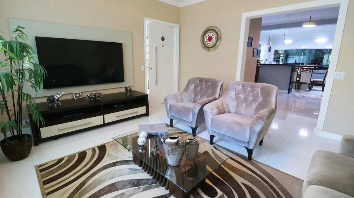 Foto 6 de Sobrado com 3 quartos à venda, 190m2 em Jardim Tremembé, São Paulo - SP