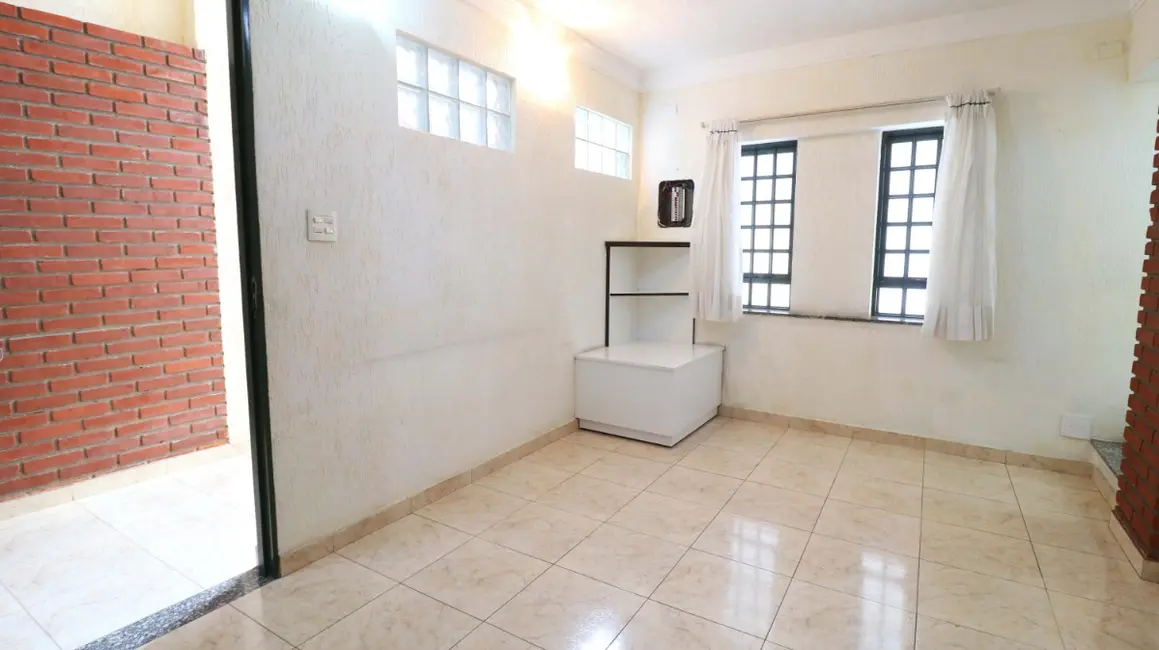 Foto 6 de Casa com 4 quartos à venda, 188m2 em Bortolândia, São Paulo - SP