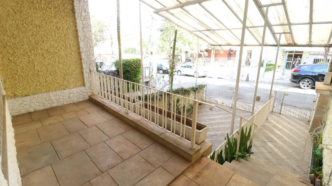 Sobrado com 4 quartos à venda, 199m2 em Vila Paulicéia, São Paulo - SP - imagem 6 Foto 6 de Sobrado com 4 quartos à venda, 199m2 em Vila Paulicéia, São Paulo - SP