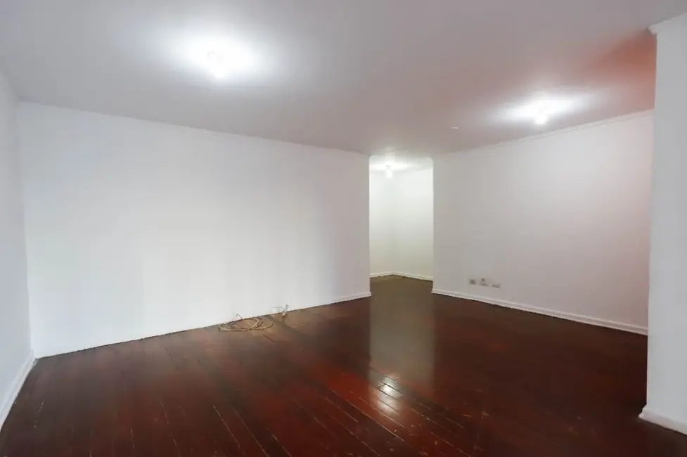 Apartamento com 3 quartos à venda, 143m2 em Pinheiros, São Paulo - SP - imagem 3 Foto 3 de Apartamento com 3 quartos à venda, 143m2 em Pinheiros, São Paulo - SP