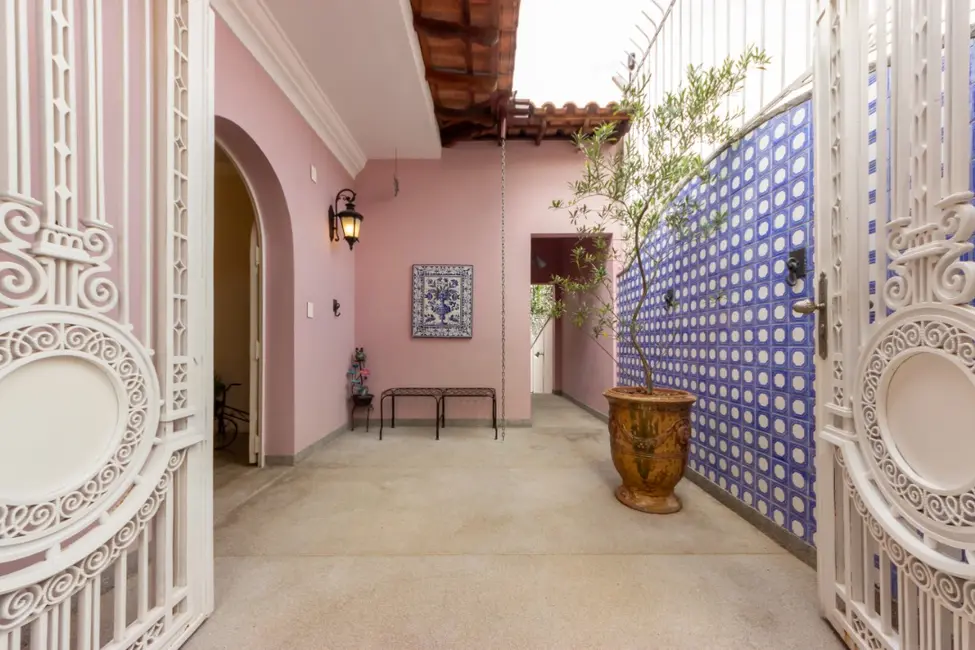 Foto 7 de Casa com 4 quartos à venda, 380m2 em Pacaembu, São Paulo - SP