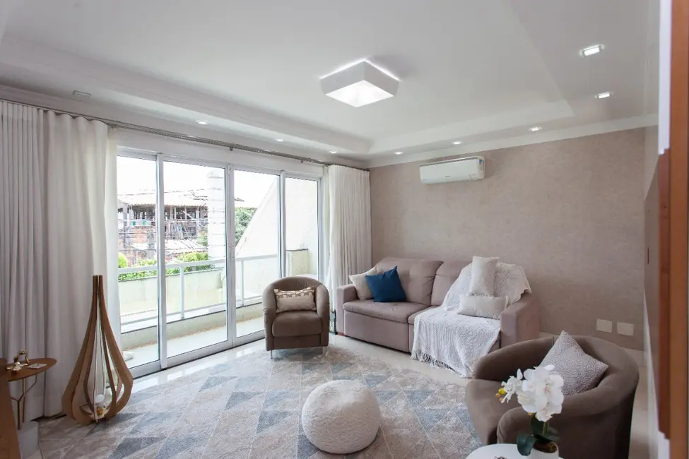 Sobrado com 3 quartos à venda, 126m2 em Vila Bancária Munhoz, São Paulo - SP - imagem 3 Foto 3 de Sobrado com 3 quartos à venda, 126m2 em Vila Bancária Munhoz, São Paulo - SP