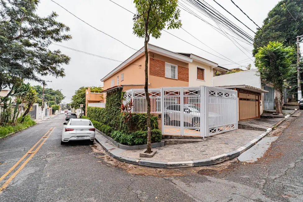 Casa com 3 quartos à venda, 165m2 em Planalto Paulista, São Paulo - SP - imagem 2 Foto 2 de Casa com 3 quartos à venda, 165m2 em Planalto Paulista, São Paulo - SP