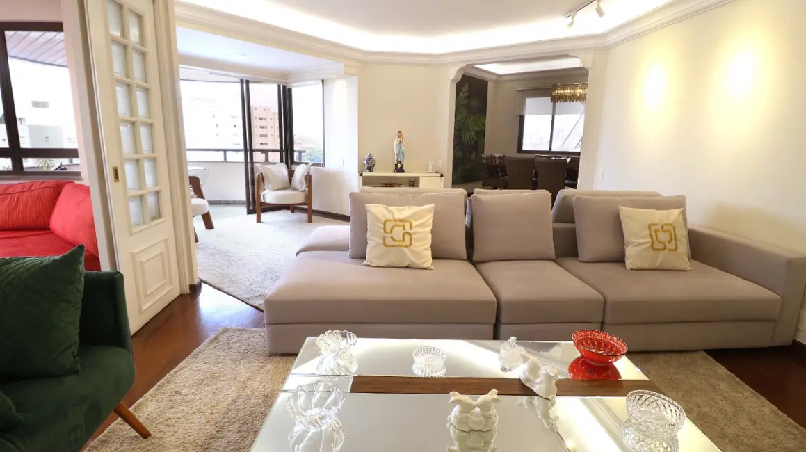 Apartamento com 4 quartos à venda, 227m2 em Planalto Paulista, São Paulo - SP - imagem 8 Foto 8 de Apartamento com 4 quartos à venda, 227m2 em Planalto Paulista, São Paulo - SP