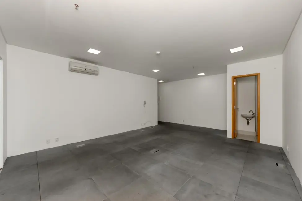 Foto 6 de Sala Comercial à venda, 38m2 em Mirandópolis, São Paulo - SP