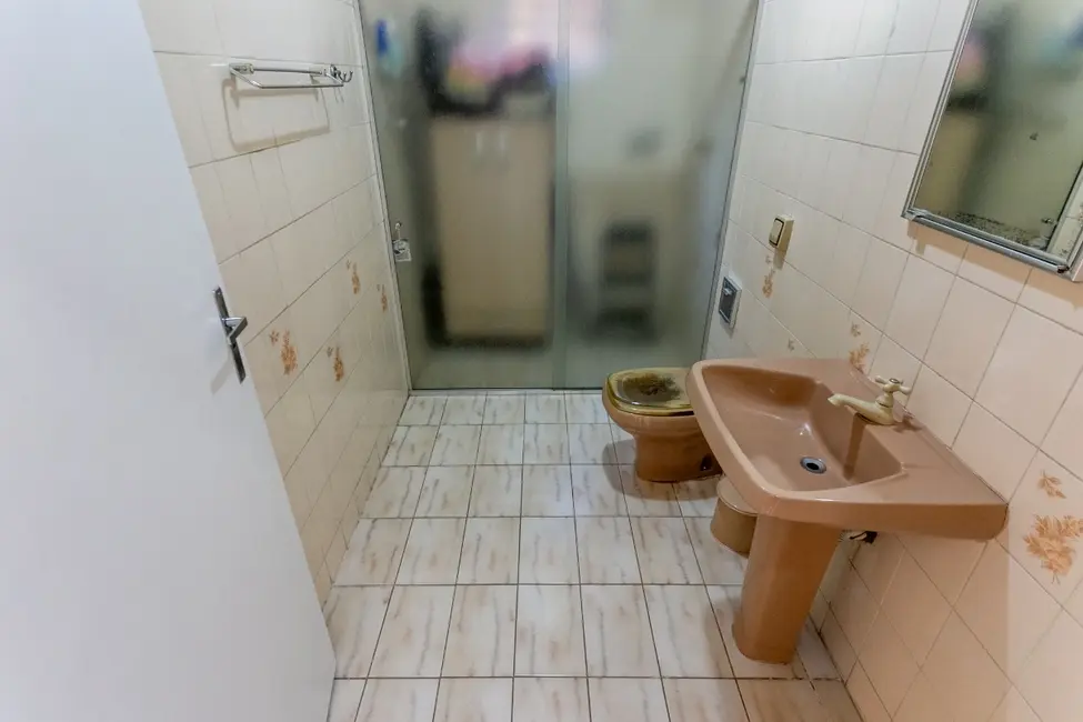 Sobrado com 4 quartos à venda, 228m2 em Cidade Ademar, São Paulo - SP - imagem 7 Foto 7 de Sobrado com 4 quartos à venda, 228m2 em Cidade Ademar, São Paulo - SP