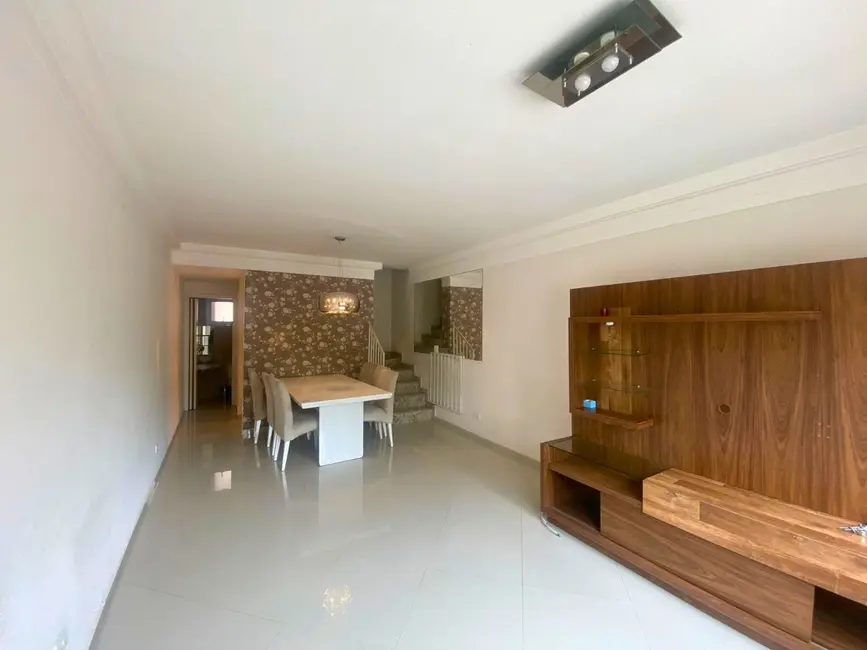 Sobrado com 3 quartos à venda, 129m2 em Cupecê, São Paulo - SP - imagem 2 Foto 2 de Sobrado com 3 quartos à venda, 129m2 em Cupecê, São Paulo - SP